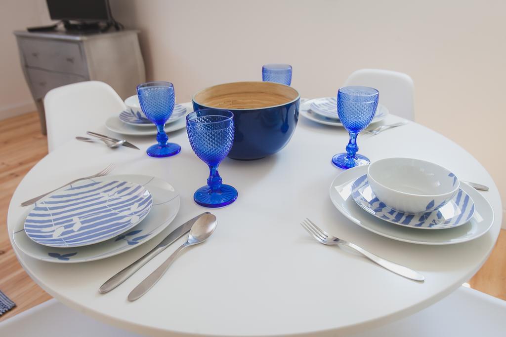 Loving Chiado Apartment Lisbon Ruang foto