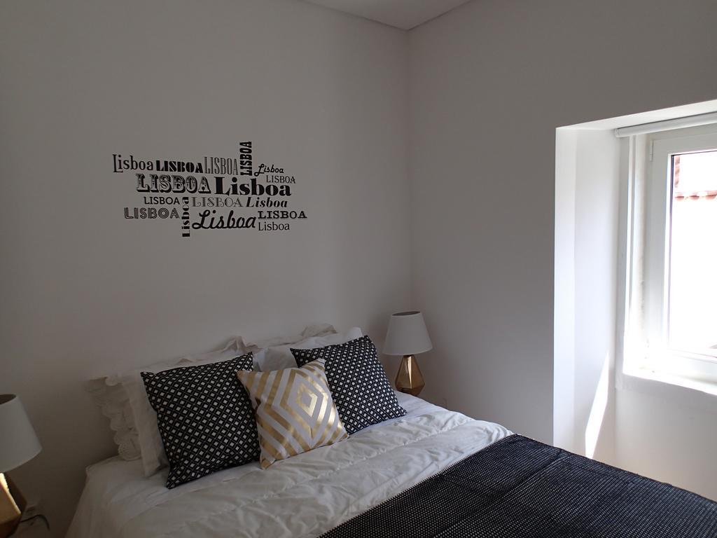 Loving Chiado Apartment Lisbon Ruang foto