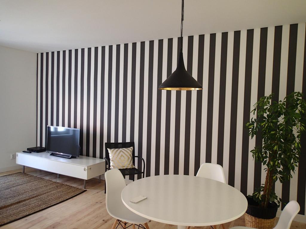 Loving Chiado Apartment Lisbon Ruang foto
