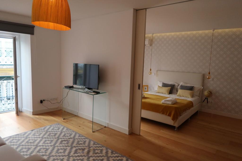 Loving Chiado Apartment Lisbon Bagian luar foto