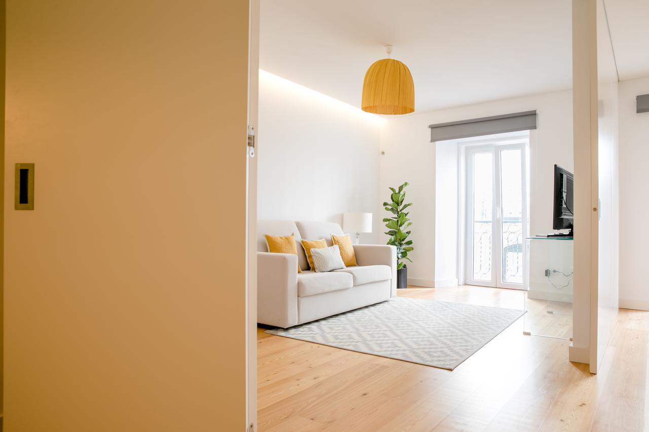 Loving Chiado Apartment Lisbon Bagian luar foto